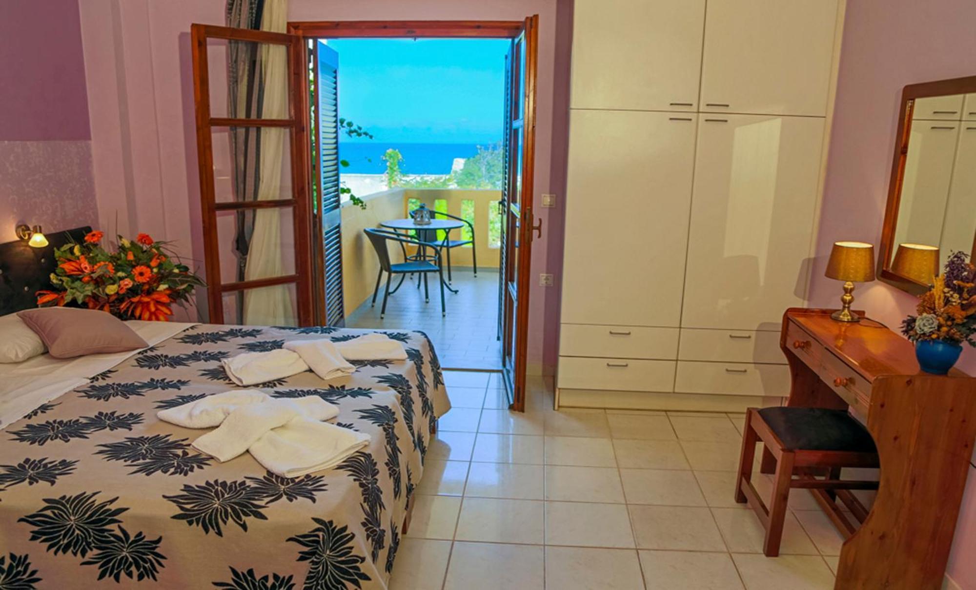 קליבס Asterias Studios & Apartments חדר תמונה