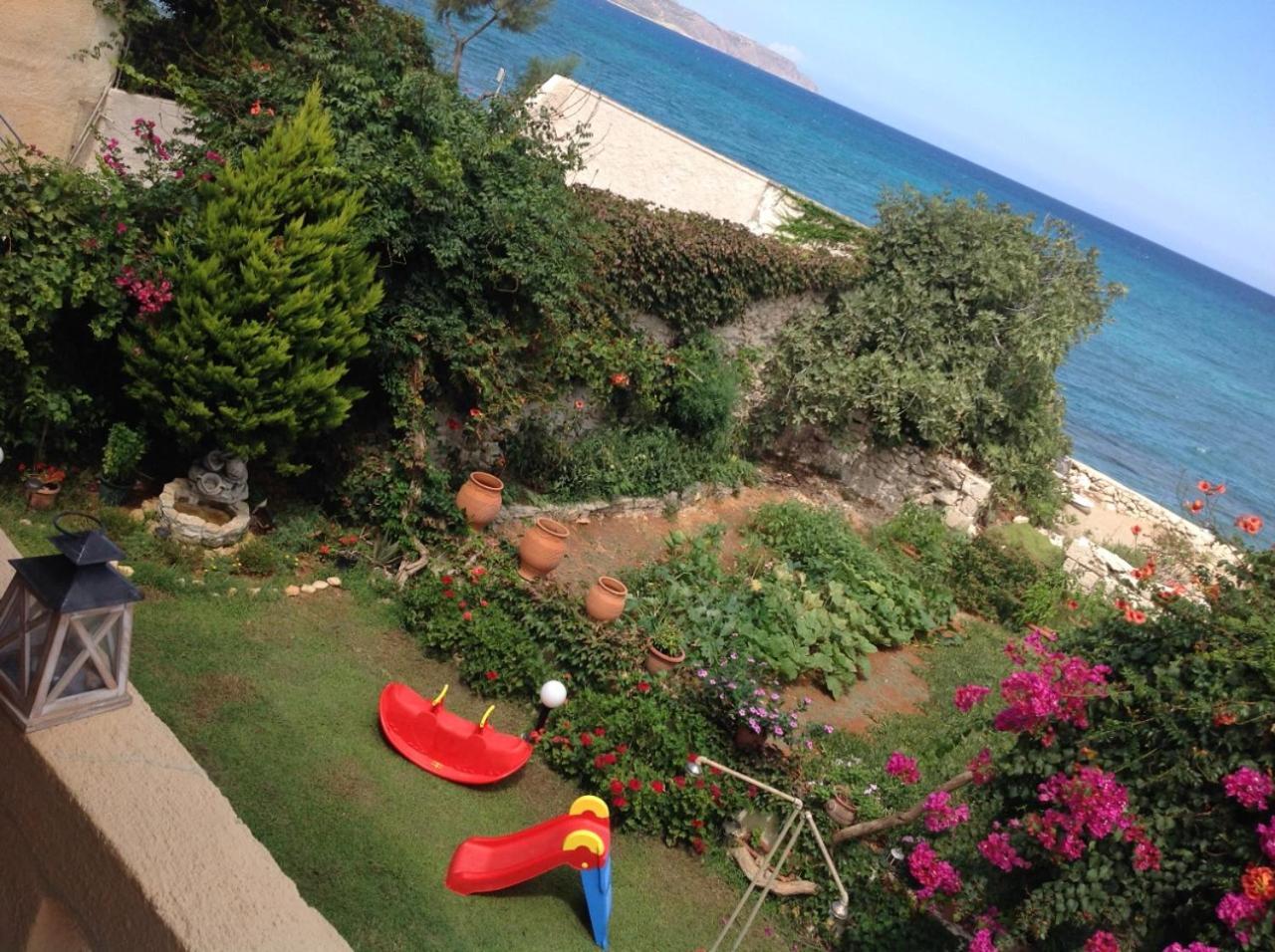 קליבס Asterias Studios & Apartments מראה חיצוני תמונה