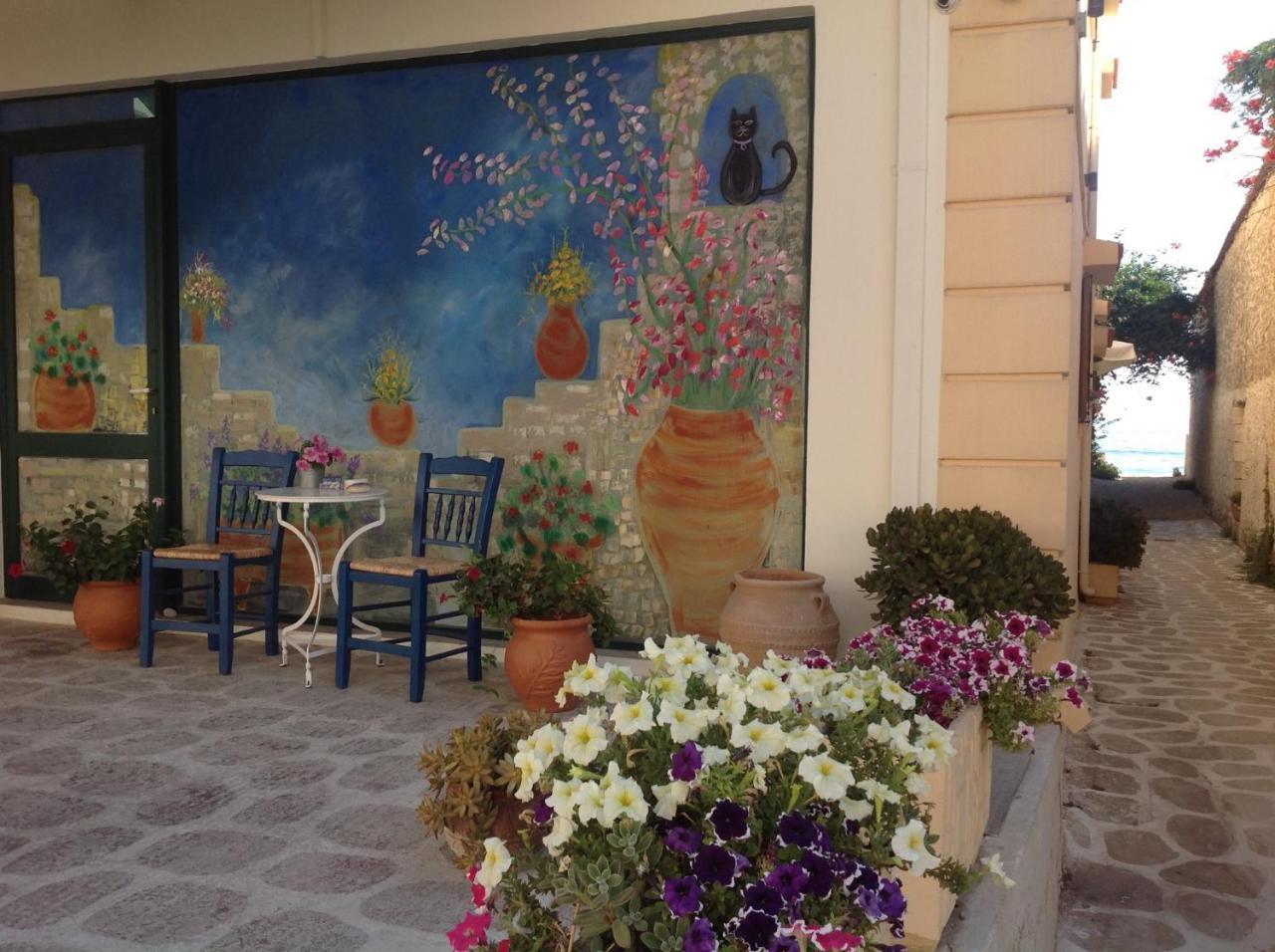 קליבס Asterias Studios & Apartments מראה חיצוני תמונה